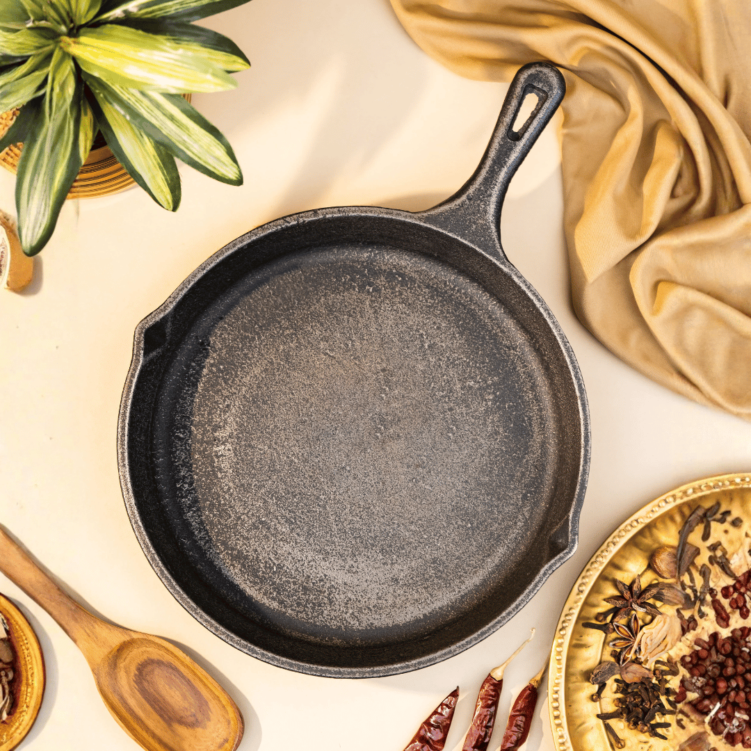 Cast Iron Skillet/ Fry Pan, Hand Seasoned, Perfect -Searing, Frying