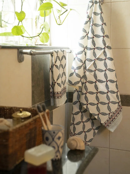 Leaves In Formation - Towel