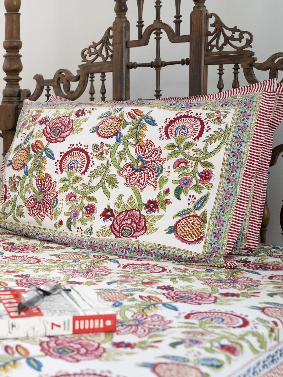 Floral Maze - Bedsheet