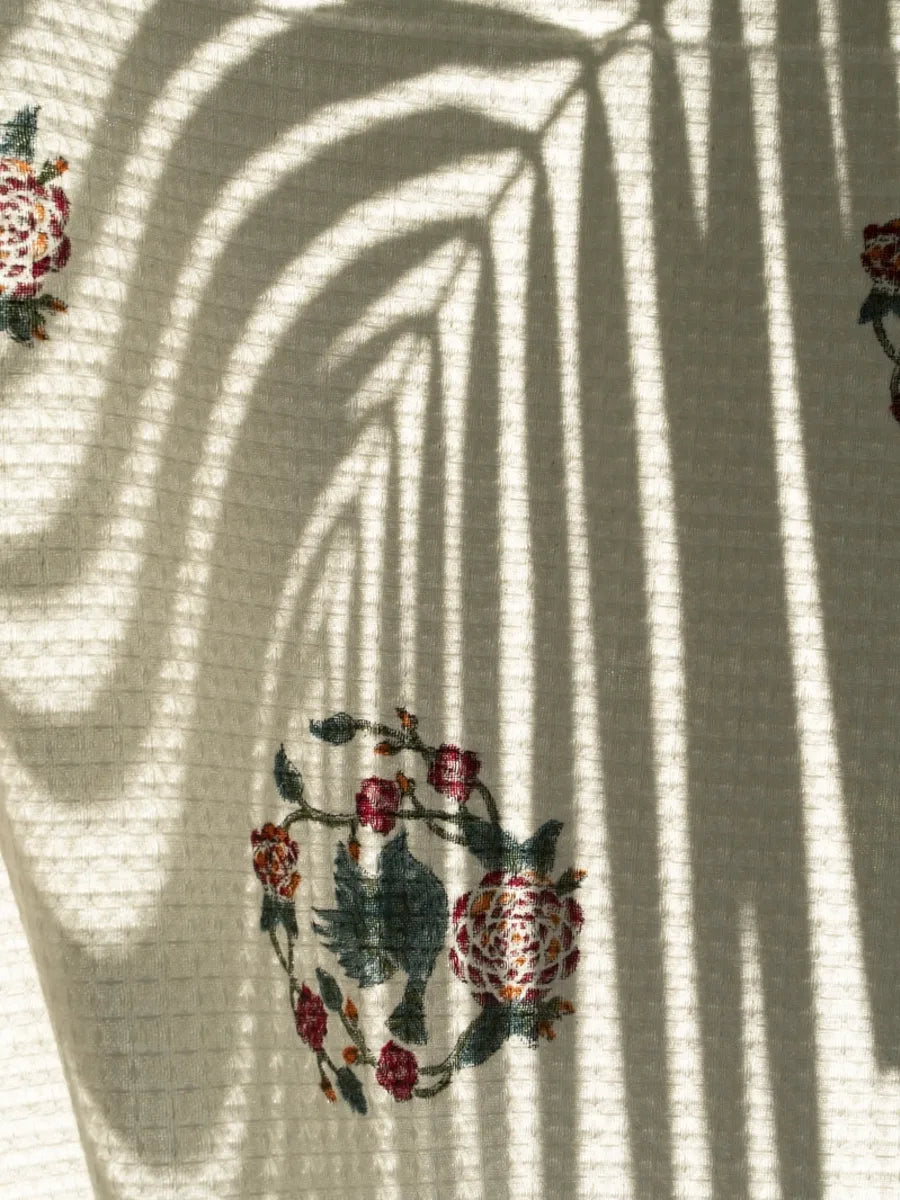 Birds In A Garden - Towel