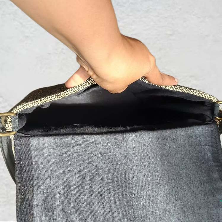 Sling Bag - Bloom Story