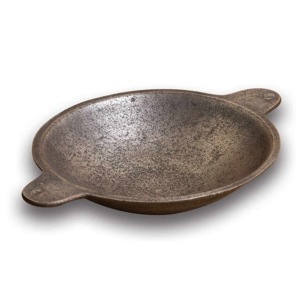 Cast Iron Appam Chatti with Lid, Hand Seasoned – Ready for Fluffy Appams
