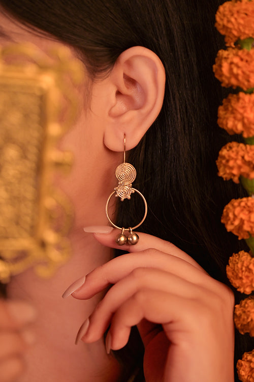 MIH DEr128 Chandrakantha Earrings