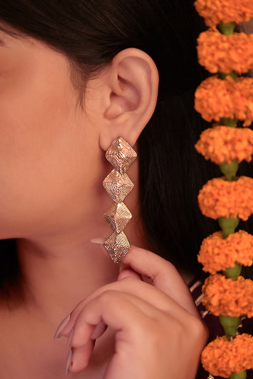 MIH DEr125 Kai Studs Earrings