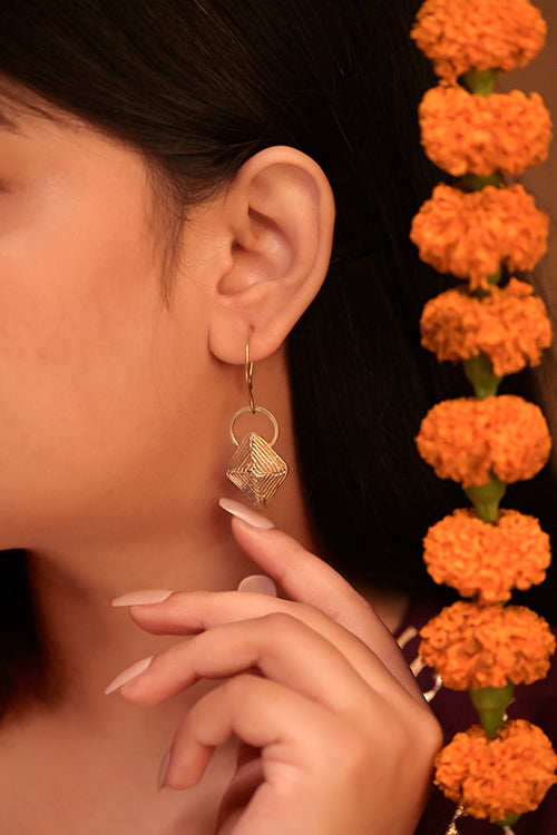 MIH DEr129 Ashokas Blossom Earrings