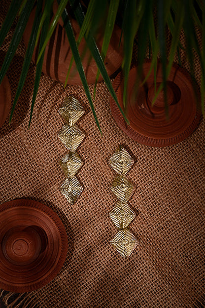 MIH DEr125 Kai Studs Earrings