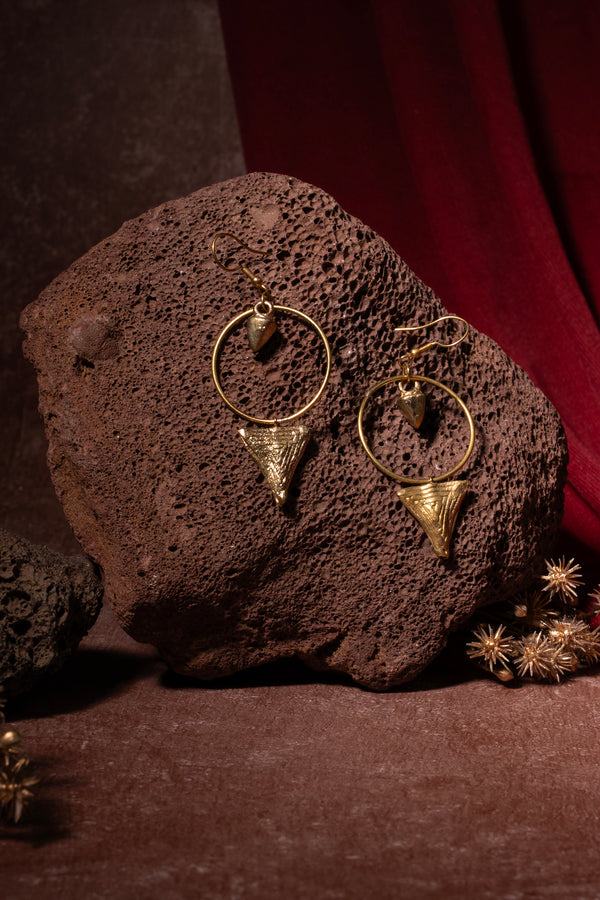 MIH DEr162 Prisha Dhokra Earrings