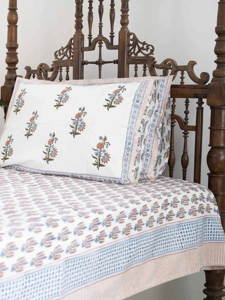 Nature In Its Glory - Bedsheet