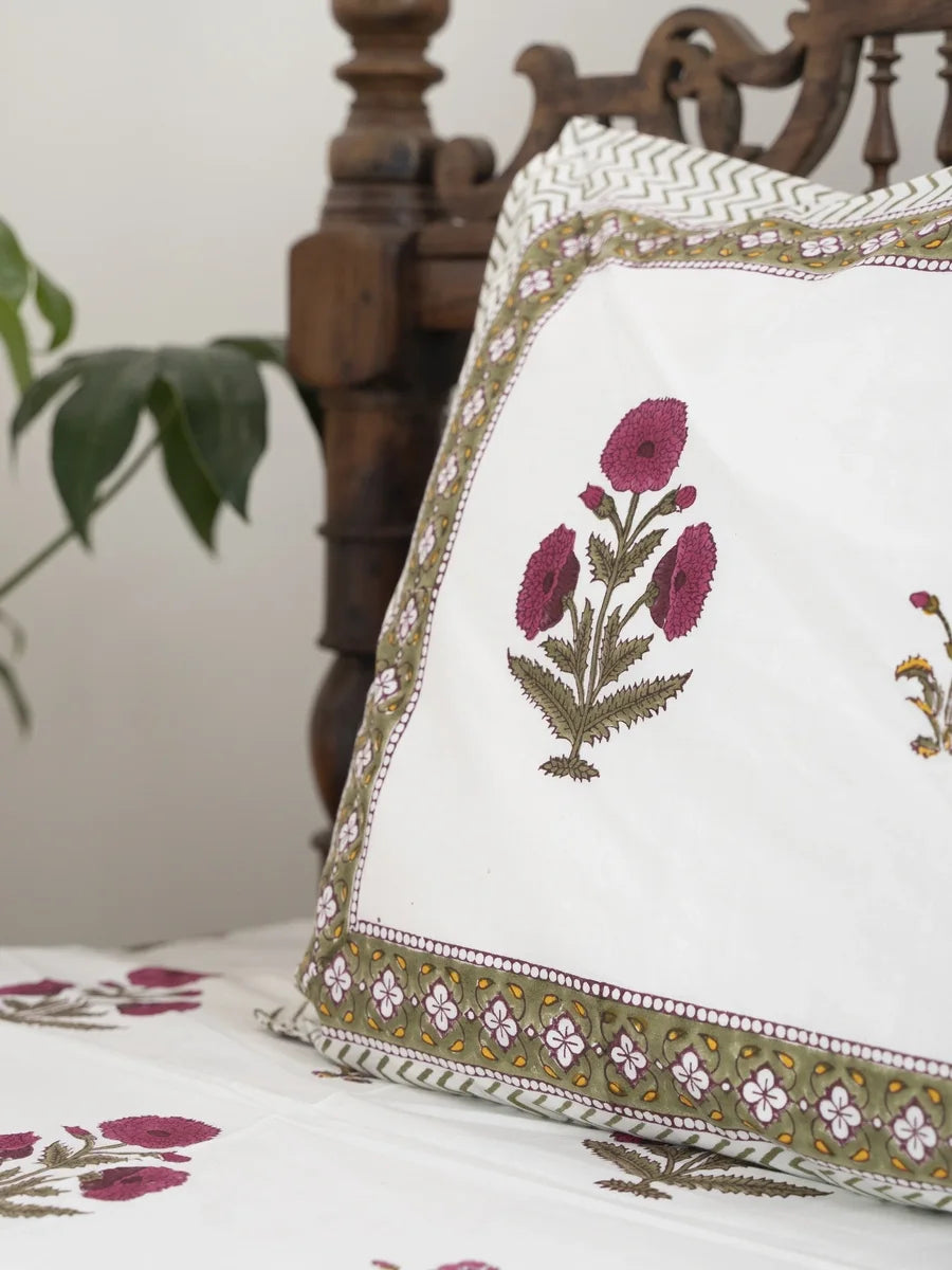 A Scarlet Story - Bedsheet