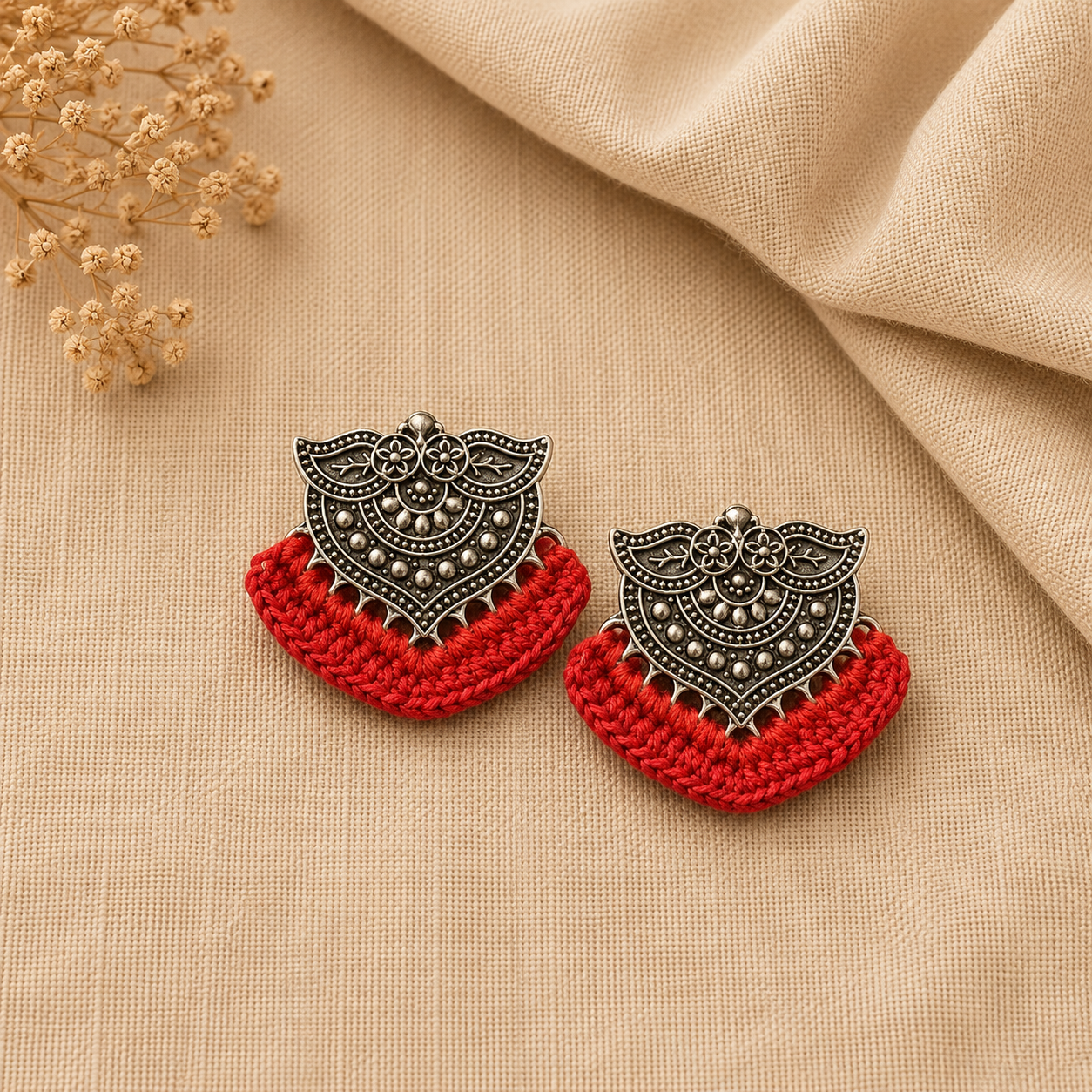Earrings - Crochet on Metal - Red Silver Cr/E4