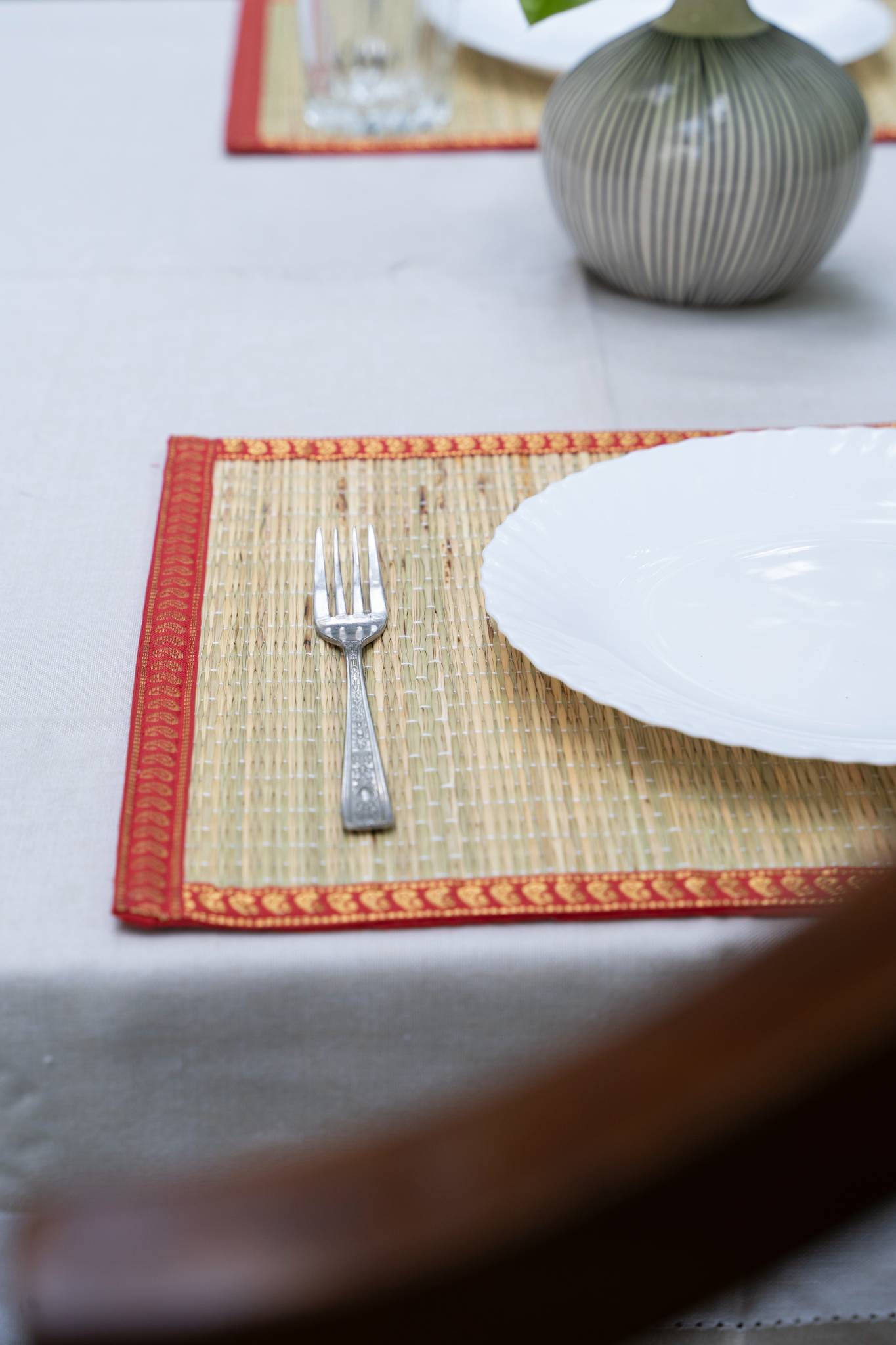 Mats - Natural & Red ( Set of 6)
